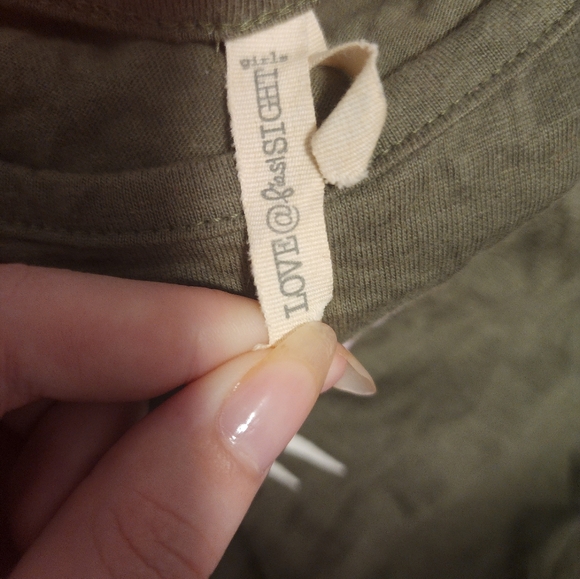 LOVE @ First Sight Girls Top With Pink Kitty Cat Graphic Print. Size ( L 10/12 ) - Picture 7 of 7